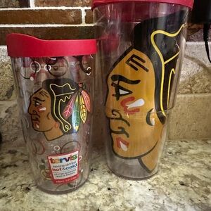 EUC Tervis Chicago Blackhawk Tumblers 16 oz  and 24 oz